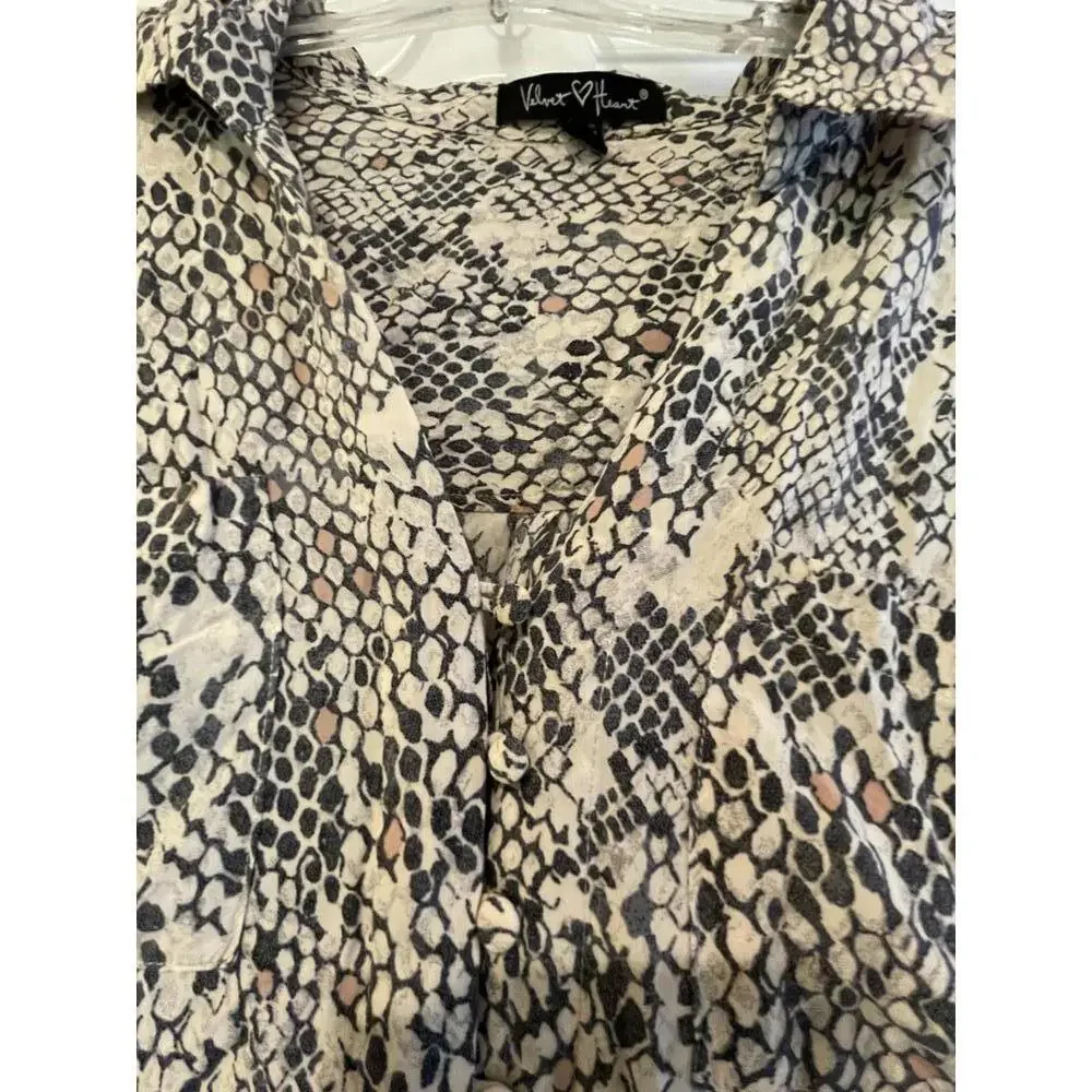 Velvet Heart Lush Women's Snake Print‎ Long Sleeve Blouse